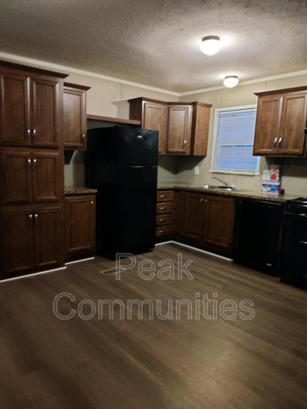 Building Photo - 476 Hupa Way