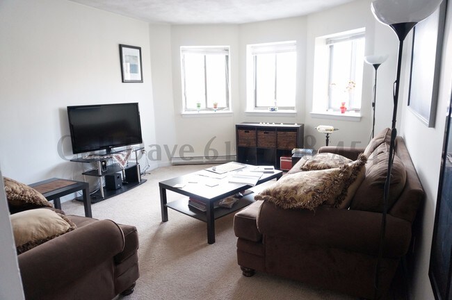 Building Photo - 1234 Commonwealth Ave