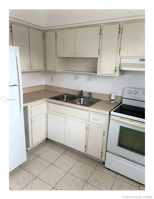 Foto del edificio - 13 NE 2nd Ave