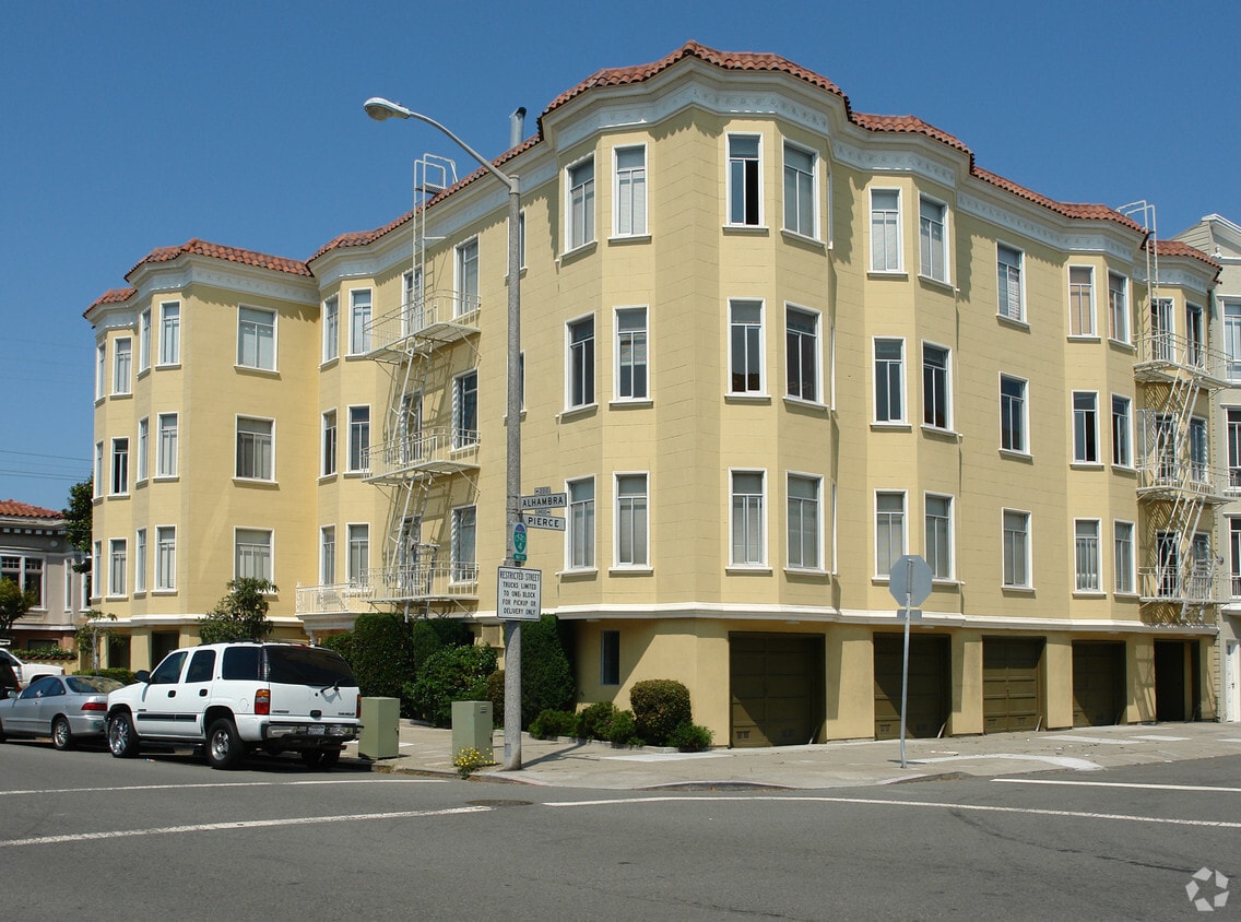 Building Photo - 200 Alhambra St