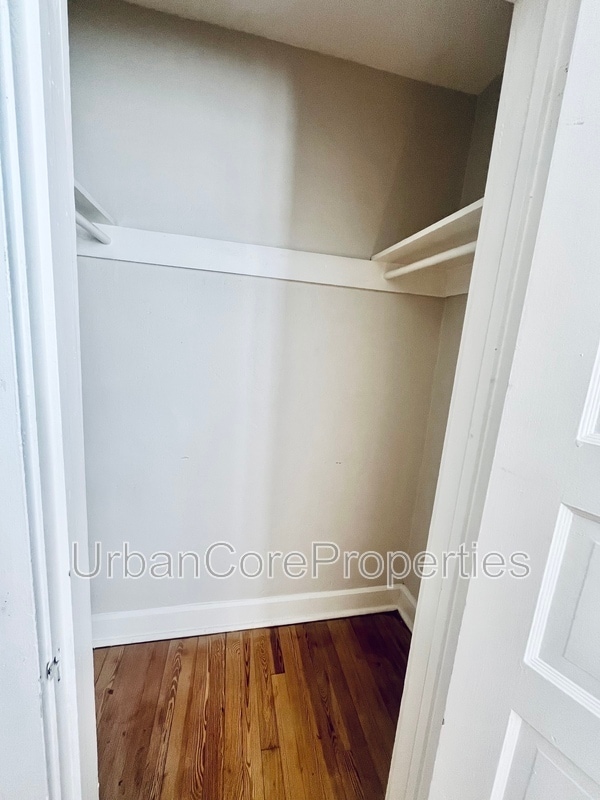 Foto del edificio - 360 13th Ave NE