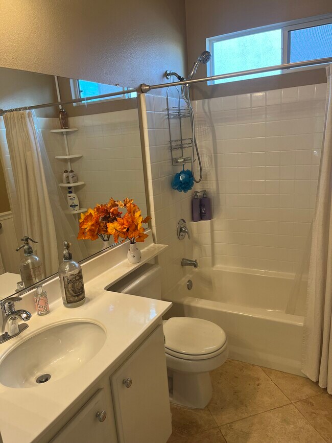 Foto del edificio - 17551 Cedarwood Dr