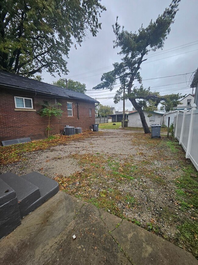 Foto del edificio - 4bed/2bath house