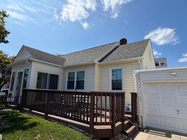 Foto del edificio - 7703 Winchester Ave