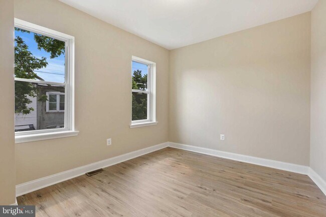 Building Photo - 2638 Quantico Ave