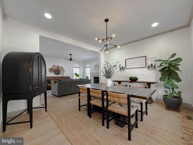 Foto del edificio - 23185 Pembrook Dr