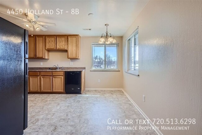 Building Photo - 4450 Holland St