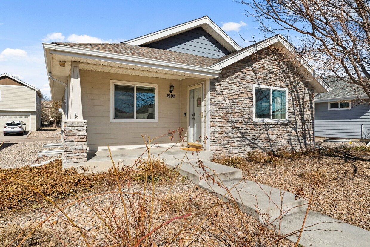 Primary Photo - Charming 4-Bedroom Ranch with Low-Maintena...