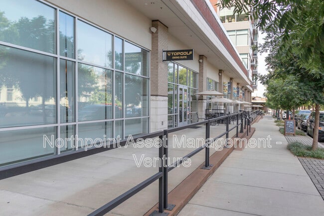 Building Photo - 333 W Depot Ave