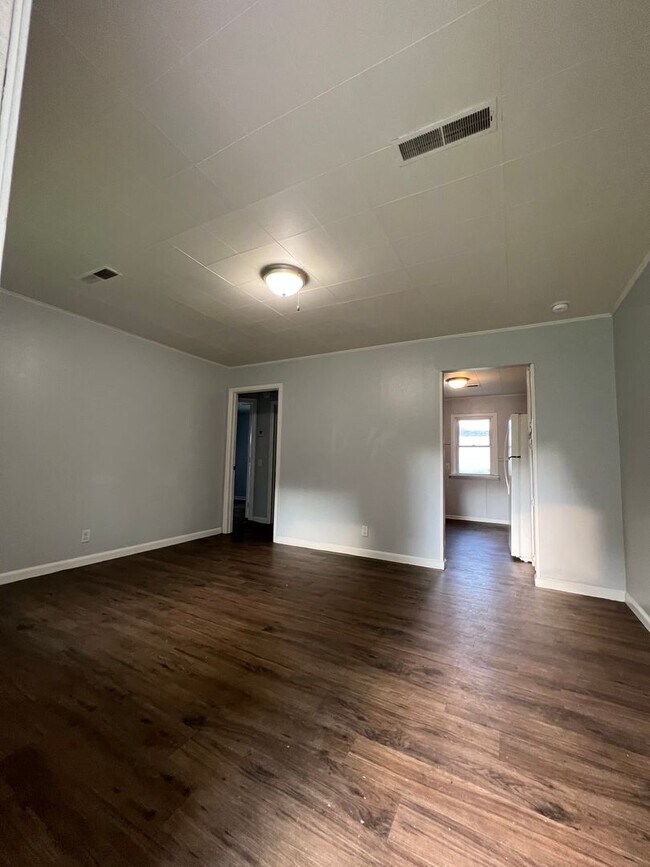 Foto del edificio - Recently Remodeled 3 bed 1 bath home!