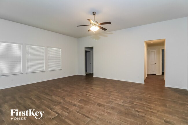 Foto del edificio - 1500 Glade Meadows Dr