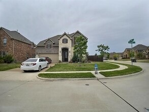 Building Photo - 809 Cidermont Dr