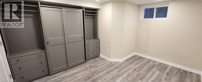 Building Photo - 53 Laird Dr