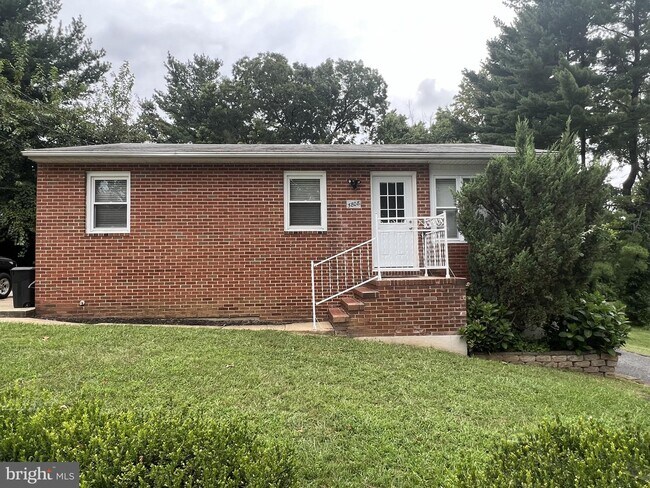 Building Photo - 5808 Meridale Rd