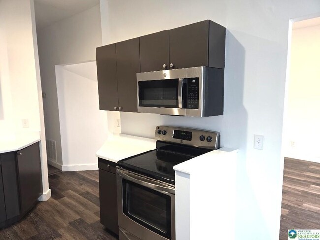 Foto del edificio - 130 N 2nd St