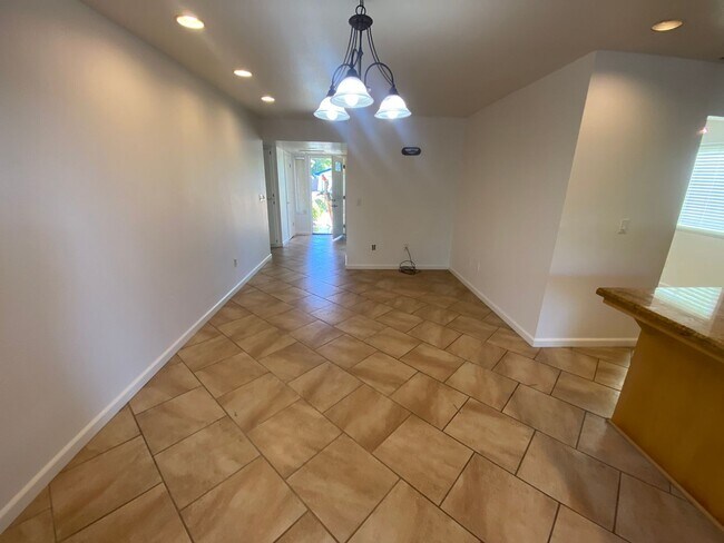 Foto del edificio - Pet Friendly Home in Templeton School Dist...