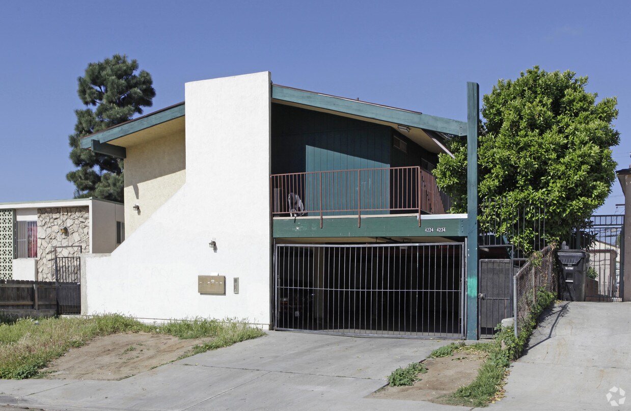 Primary Photo - 4224-4234 Altadena Ave