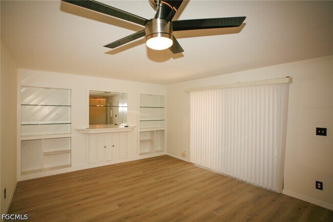 Foto del edificio - 1653 Park Meadows Dr