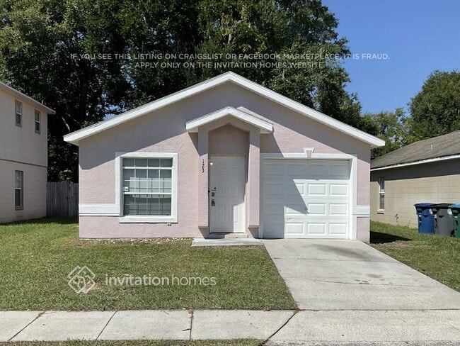 Building Photo - 123 Oak Grove Rd