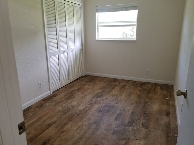 Dormitorio 1 - 8682 SE Kingsley St