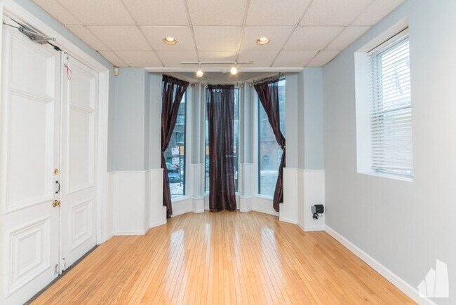 Foto del edificio - 346 W Armitage Ave