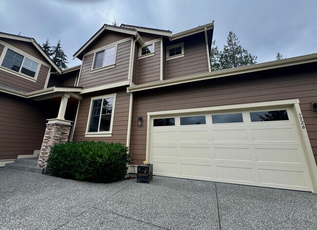 Building Photo - Stunning Bainbridge Island 4 bedroom home....available now!