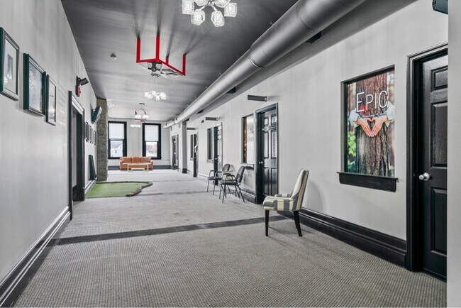 Foto del edificio - 310 E Main Ave