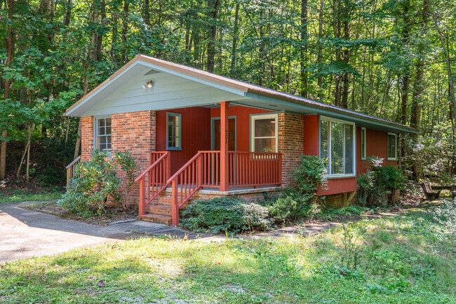 Photo - 503 Clement Rd (Brevard, NC) House