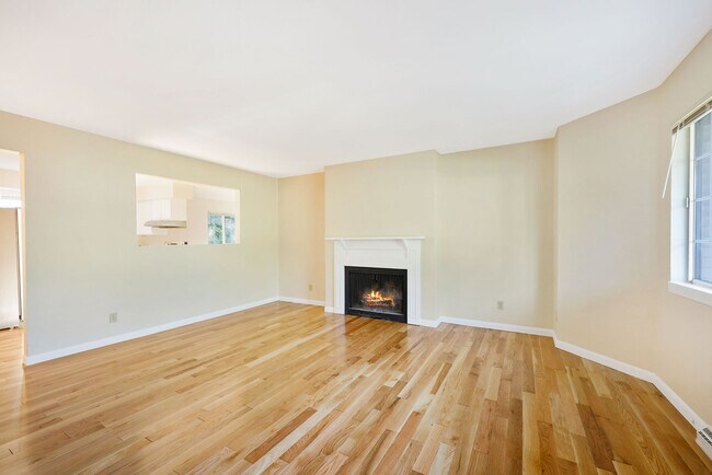 Renovated neighboring unit - 3005 Patty Ln