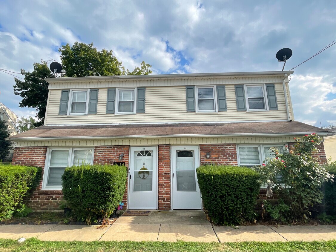 Primary Photo - 505 Gilpin Rd