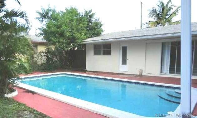 Foto principal - 1437 NE 56th St