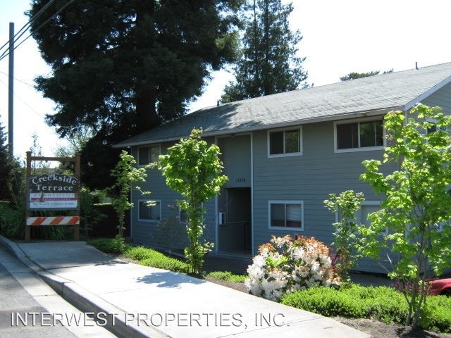 Primary Photo - 357 Elk Creek Rd