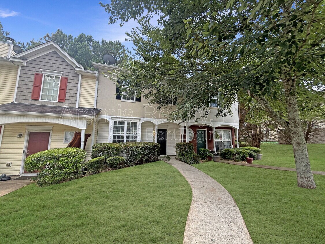 Primary Photo - 1688 Camden Forrest Way