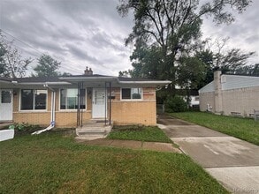 Building Photo - 27441 Avondale St