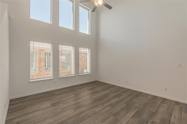 Foto del edificio - 1275 W Yarrow Ave