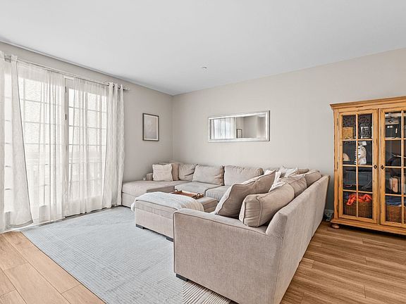 Foto del edificio - 100 Shearwater Ct E