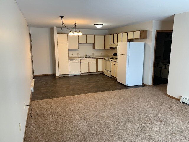 Building Photo - 1546 S Wasson Ln
