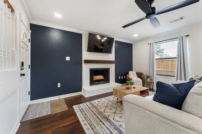 Building Photo - 5152 Blair Ln
