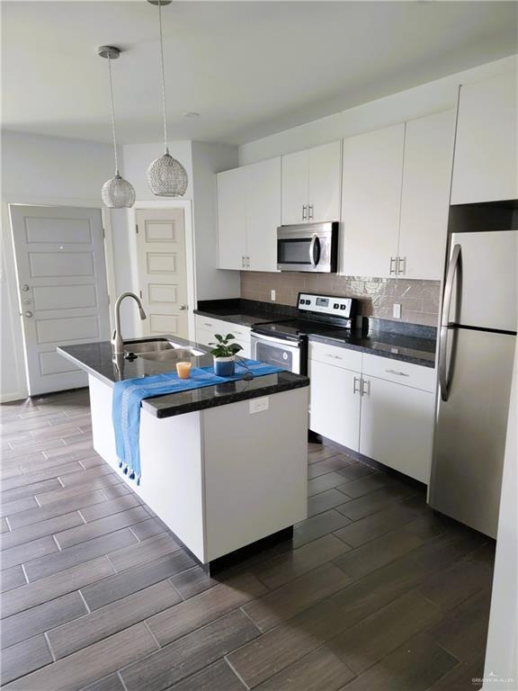 Building Photo - 1512 New Orleans Cir