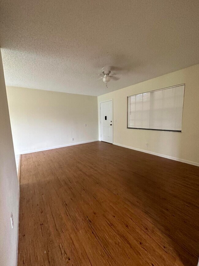 Foto del edificio - 4464 Oak Terrace Dr