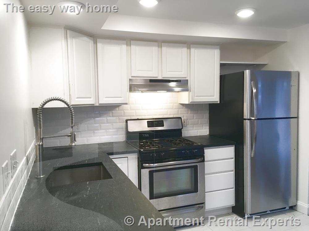 Photo - 159 Auburn St Unit #1