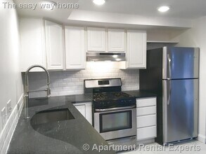 Building Photo - 159 Auburn St