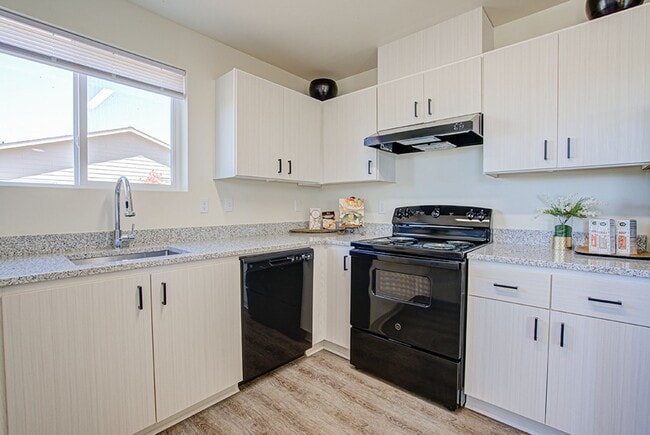 Interior Photo - Maple Springs