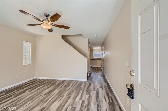 Building Photo - 10404 Coyote Cub Ave