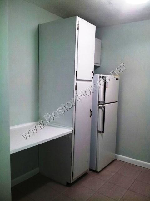 Building Photo - 205 Kent St