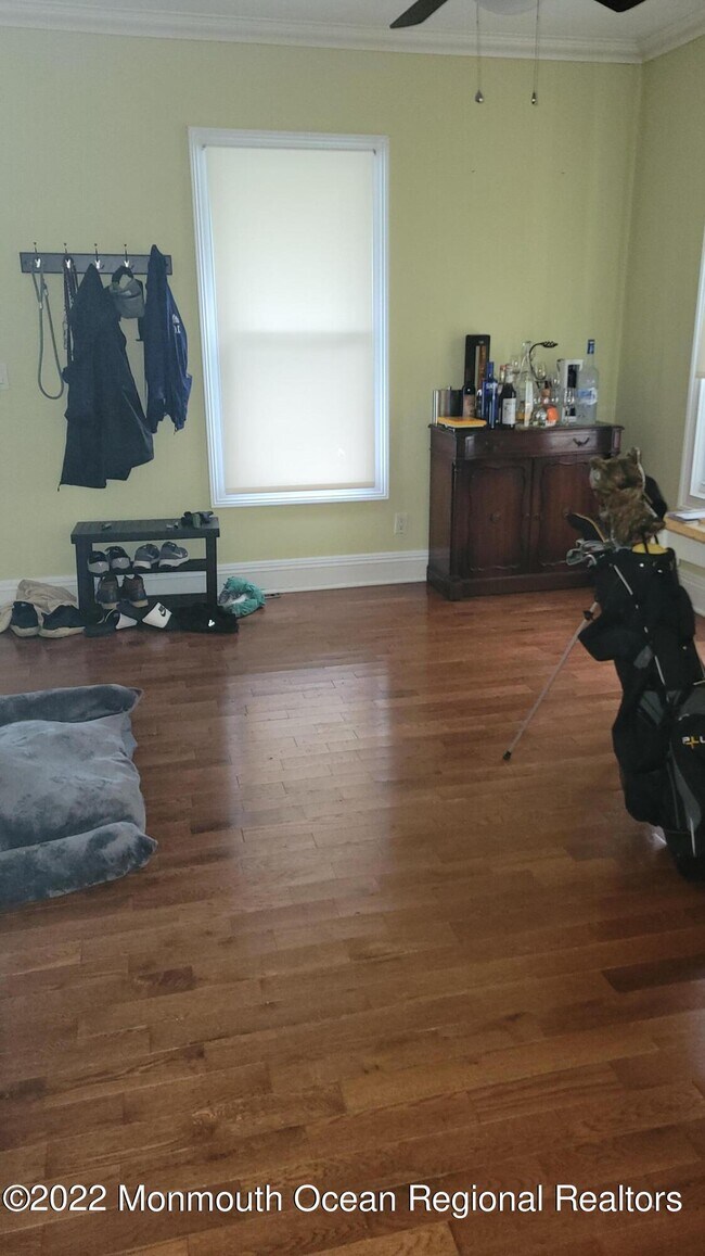 102 Wallace St, Red Bank, NJ 07701 Townhouse for Rent in Red Bank, NJ