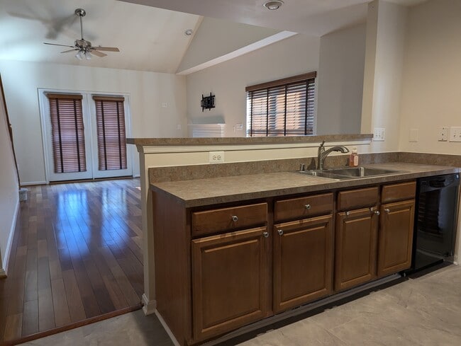 Building Photo - 2052 Astilbe Way