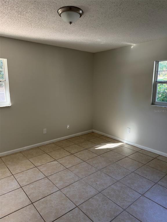 Foto del edificio - 7614 SW 80th St