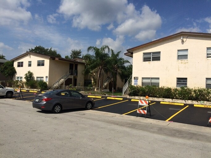 3711 SW 60th Ave, Davie, FL 33314 Apartments in Davie, FL