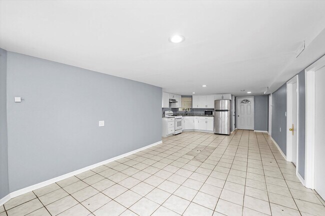 Foto del edificio - 3353 W Evergreen Ave
